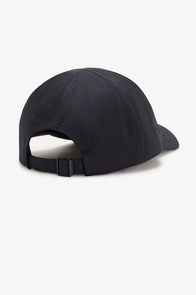 Кепка Fred Perry Embroidered Twill Cap